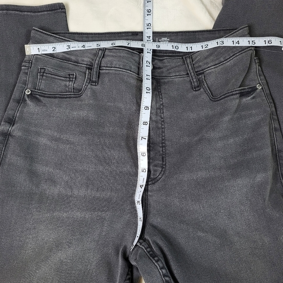 Old Navy Rockstar Super Skinny Higher High Rise 360° Stretch. Size 14 Grey. - Picture 10 of 11